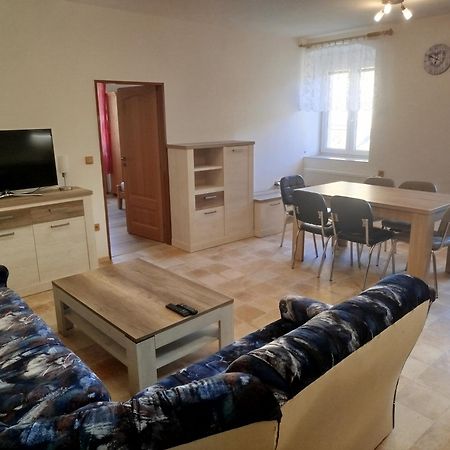 Apartmany Pod Baruncinou Skolou Ceska Skalice Luaran gambar
